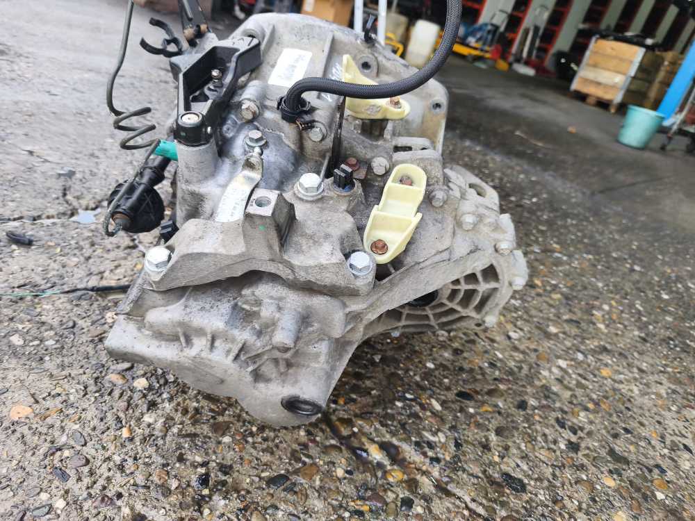 BOITE DE VITESSE MANUEL DACIA/RENAULT CODE: ND4001  - Vue 4